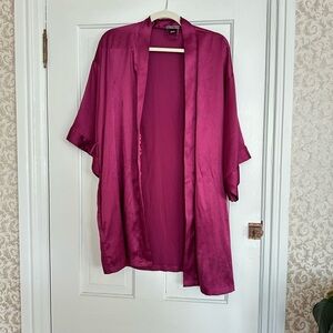 Victoria’s Secret Magenta Kimono Robe